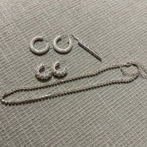 Elegant Silver Jewelry Set